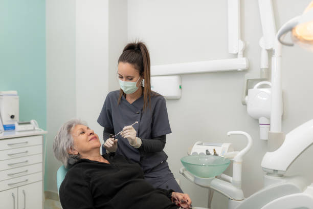 Best Broken or Cracked Tooth Emergency Dentist in Centerport, NY